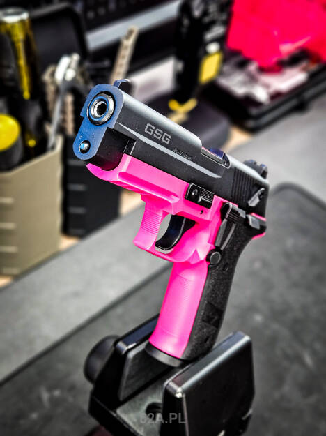 Pistolet GSG Fire Fly Pink .22LR